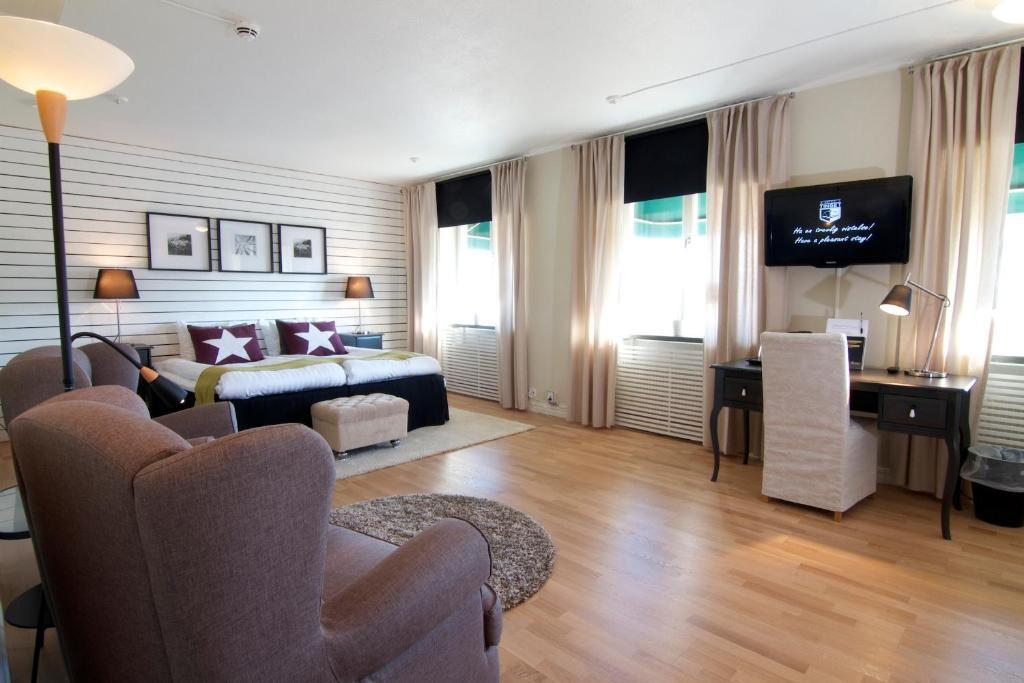 Hotell Tinget Sala Luaran gambar
