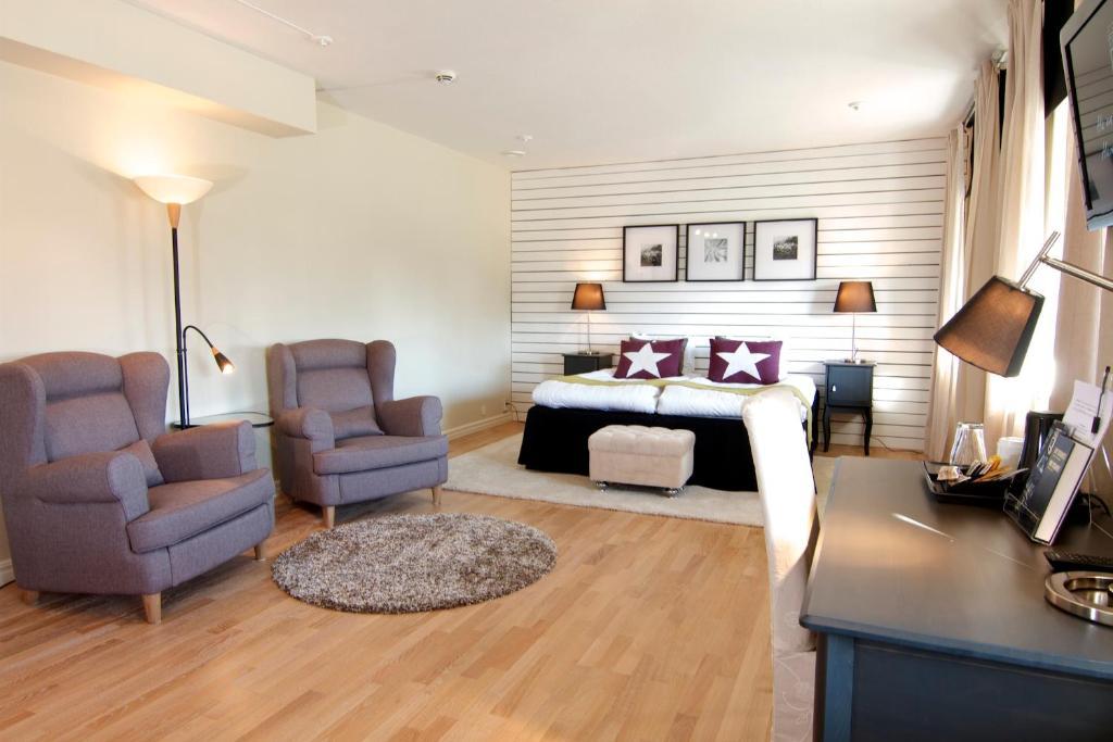 Hotell Tinget Sala Luaran gambar