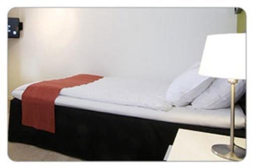 Hotell Tinget Sala Bilik gambar